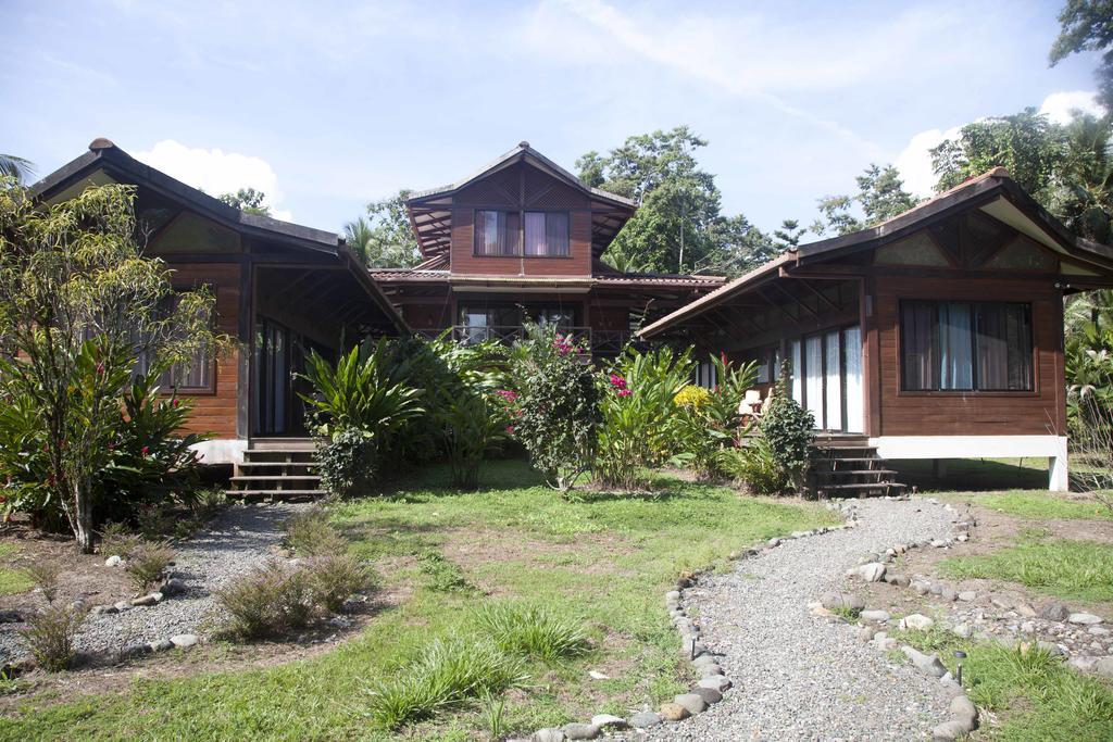 Kenaki Lodge Puerto Viejo de Talamanca Exterior photo